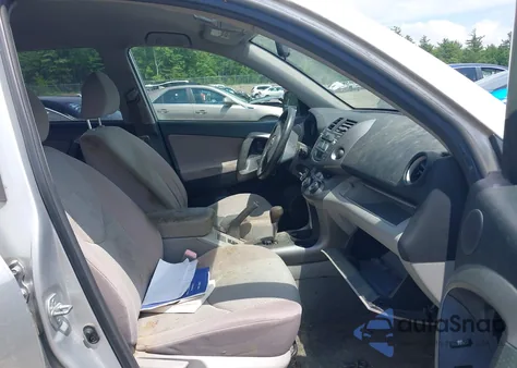 2006 Toyota Rav4 из США, поврежденный, VIN JTMBD33V166007325